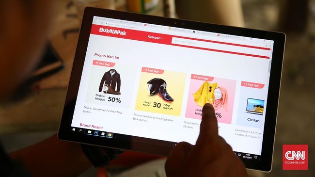 Tampilan e-commerce bukalapak. CNNIndonesia/Safir Makki