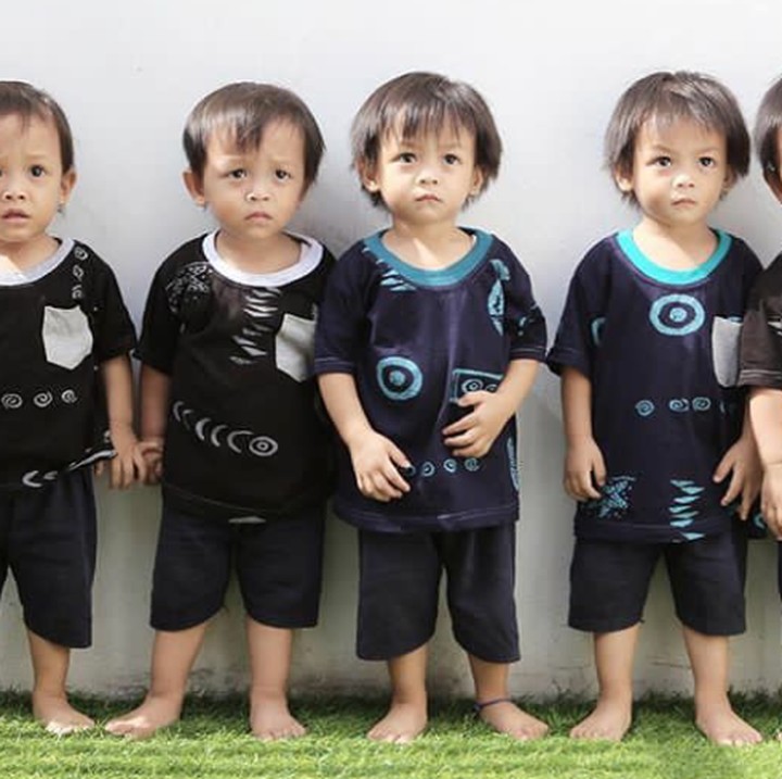 <div>Nggemesin banget sih lima anak ini. Kira-kira mereka sering tertukar nggak ya pas dipanggil? Hi-hi-hi. (Foto: Instagram @aiueogreatfamzz)</div>