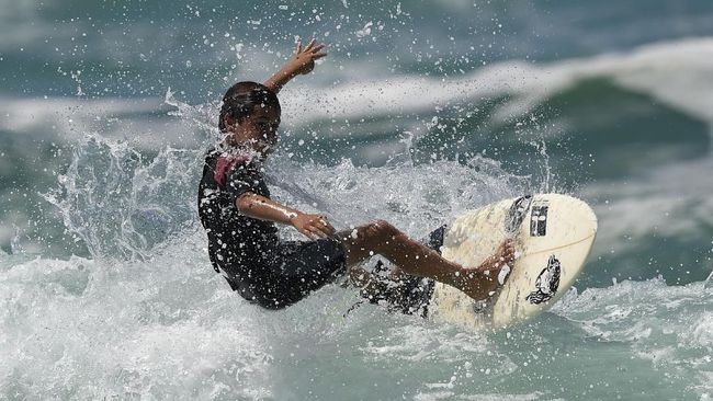 Ada 75 lokasi surfing yang bisa didatangi, paling banyak ada di Bali.