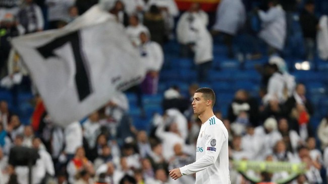 Paris Saint-Germain jadi tim paling subur di babak penyisihan grup Liga Champions sedangkan Cristiano Ronaldo adalah pemain paling produktif.