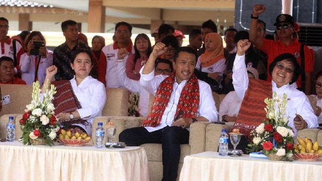 Menteri Koordinator Pembangunan Manusia dan Kebudayaan Puan Maharani meminta pemuda-pemudi menjadi agen pembangunan dan menjaga Pancasila.
