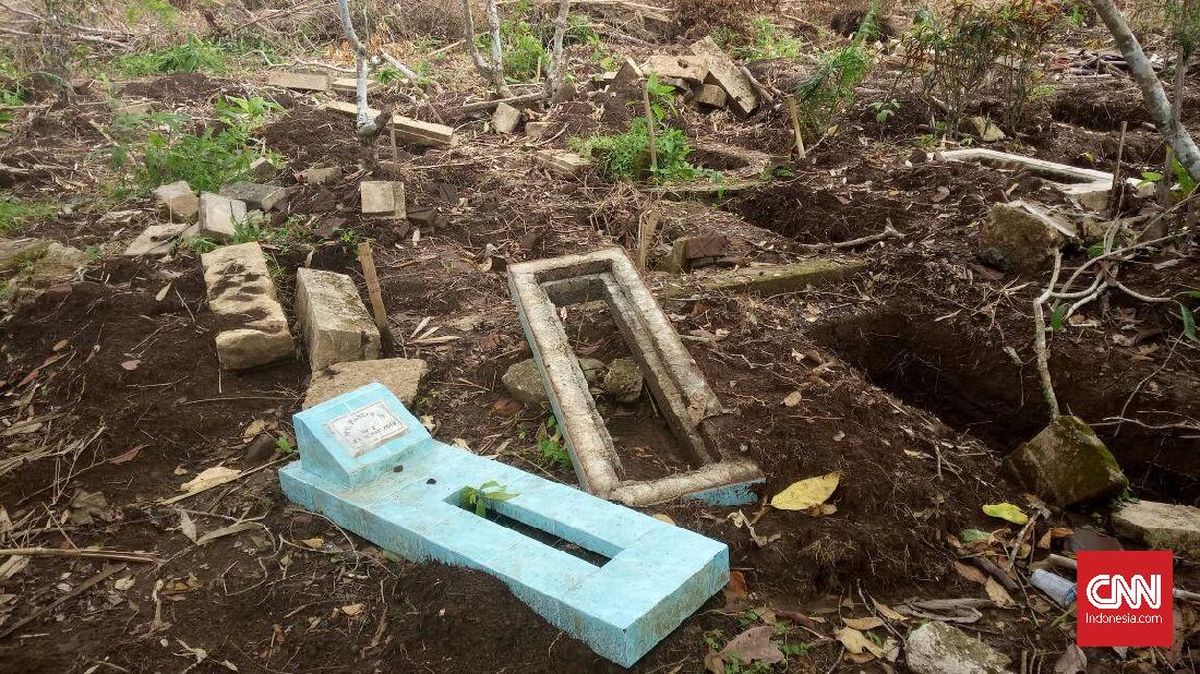 Jasad yang Terkubur 20 Tahun Dipindah Gara-gara Beda Pilihan Pilkades — NadiKabar.com
