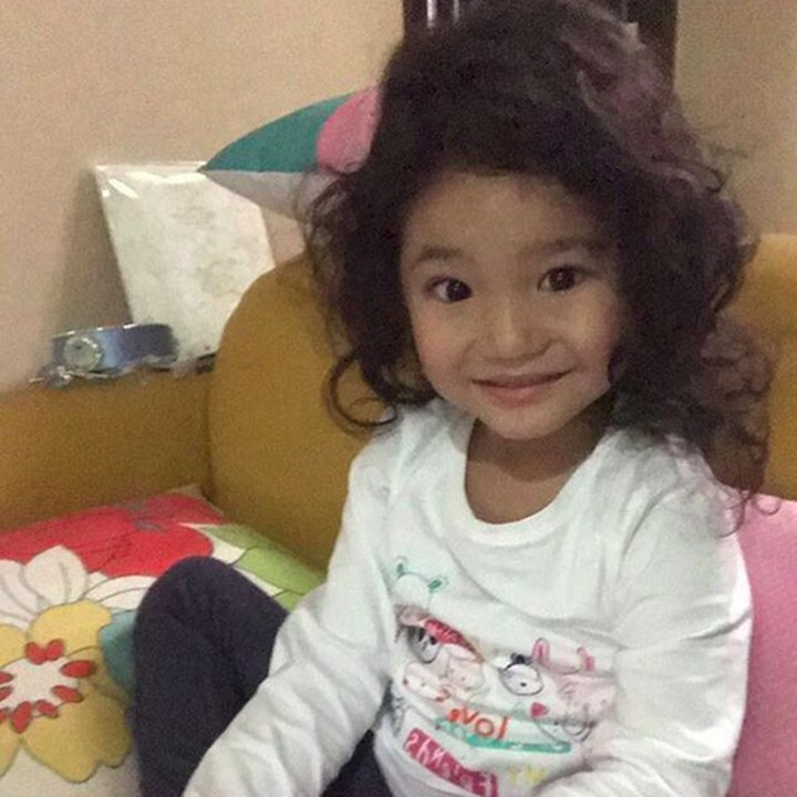 <p>Sama bundanya, Bilqis sering dijuluki 'si keriting'. (Foto: Instagram/ @ayutingting92)</p>