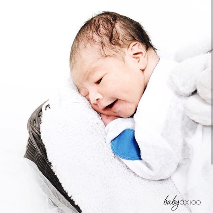<p>Arti nama anak kedua Titi Kamal dan Christian Sugiono juga bagus banget lho. Kai artinya lautan yang indah, juga berarti warrior. Attar artinya suci, murni. Harapannya semoga Kai tumbuh sebagai orang yang hatinya murni, saleh, dan baik. (Foto: Instagram @babyaxioo)</p>