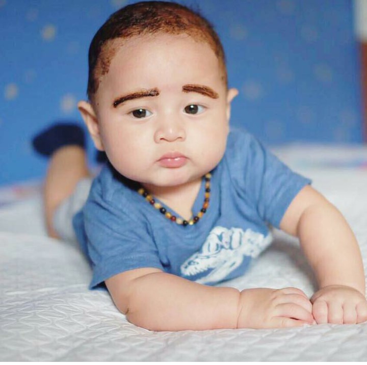 <p>Foto: IstimewWah, alis Alem kenapa ya? Hi-hi-hi.(Foto: Instagram/aryanifitriana24)a</p>