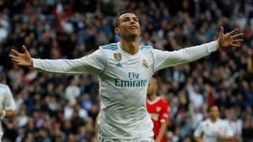 Babak I: Ronaldo Dua Gol, Madrid Benamkan Sevilla 5-0