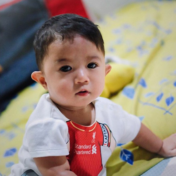 <div>Uta punya nama lengkap Panutan Adhya Semesta Trinycta. Artinya saat besar bisa jadi panutan sekitar. Adhya artinya pertama, Trinycta gabungan nama orang tuanya, Triantono dan Nycta Gina. (Foto: Instagram @missnyctagina)</div>