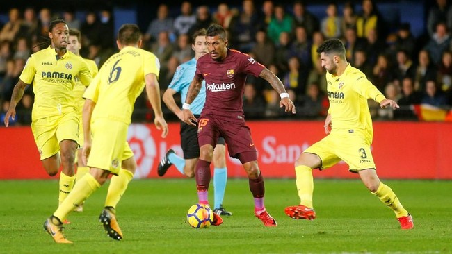 Barca sempat kesulitan menghadapi Villarreal dalam jornada ke-15 La Liga. Keunggulan jumlah pemain sejak menit ke-60 membuka jalan Barca menuai tiga poin.