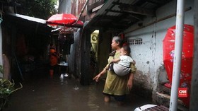 VIDEO: Rumah Warga Tergenang Pascahujan Deras di Jakarta
