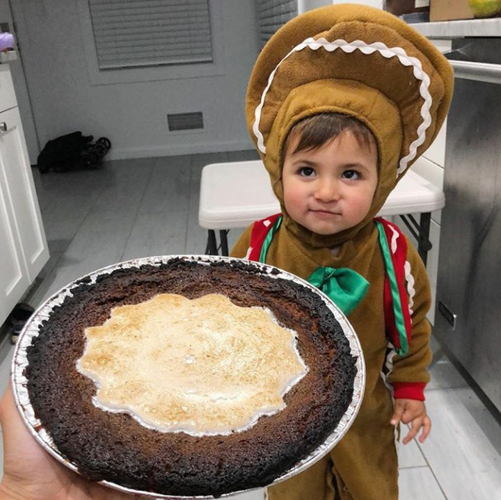 <p> Niatnya bikin kue jahe, eh malah gosong, hi-hi-hi.  (Foto: Instagram @foodbabyny)  </p>
