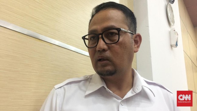 Alasan Kominfo berusaha memangkas ribuan aplikasi pemerintah adalah untuk meminimalisasi celah yang bisa dimanfaatkan hacker.