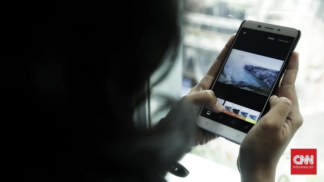 VSCO dikabarkan akan menghadirkan fitur chat sehingga pengguna bisa saling berinteraksi.