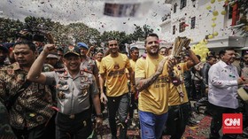 Kapolri Beberkan Perbedaan Bhayangkara FC dengan Persebaya