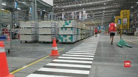 VIDEO: Melihat Kesibukan Gudang Lazada di Sela Harbolnas