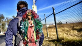 FOTO: Khidmat Memuja Bunda Maria di Meksiko