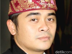 Senator Arya Wedakarna soal Frontliner Pakai Penutup Tak Jelas: Video Dipotong