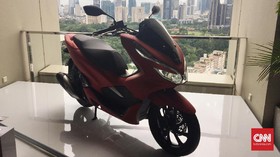 Banting Harga PCX, Honda Yakin Bisa Jegal Yamaha NMAX