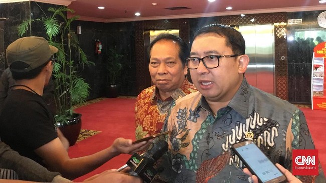 Kandidat yang disodorkan PKS, Ahmad Syaikhu, berpeluang berpasangan dengan kandidat dari Partai Gerindra, Sudrajat. Lobi-lobi masih dijalin.