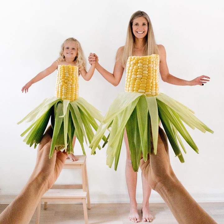 <p>Keren banget, gaunnya dari jagung.  (Foto: Instagram @happygreylucky)</p>