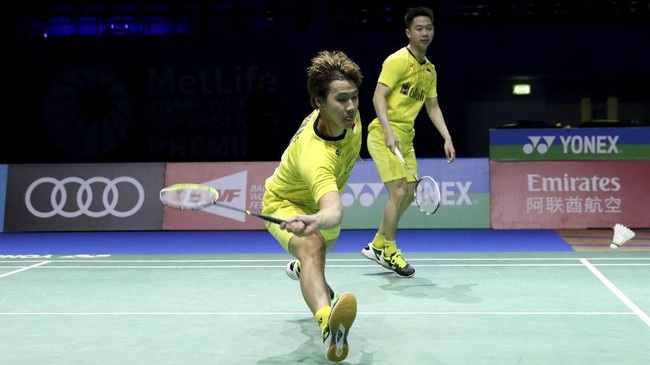 Performa ganda putra Indonesia, Kevin Sanjaya/Marcus Fernaldi Gideon, di BWF Super Series Finals ternyata terganggu cedera leher yang dialami Marcus.
