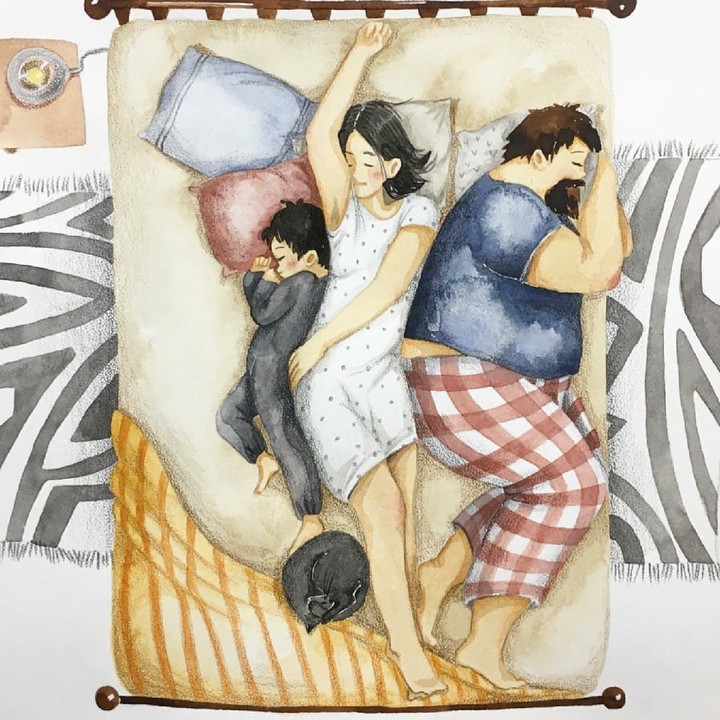 <p>Ketika tidur bareng anak maka jadilah seperti ini. (Foto: Instagram/vskafandre)</p>