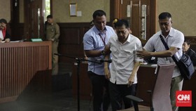 Fadli Zon Enggan Komentari Perilaku Setnov di Sidang e-KTP