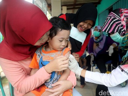 Imunisasi DPT Lengkap Tapi Anak Kena Difteri? Simak Kata Dokter