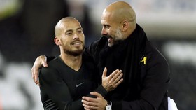 Guardiola Sebut Ketua FA Tak Paham Makna di Balik Pita Kuning