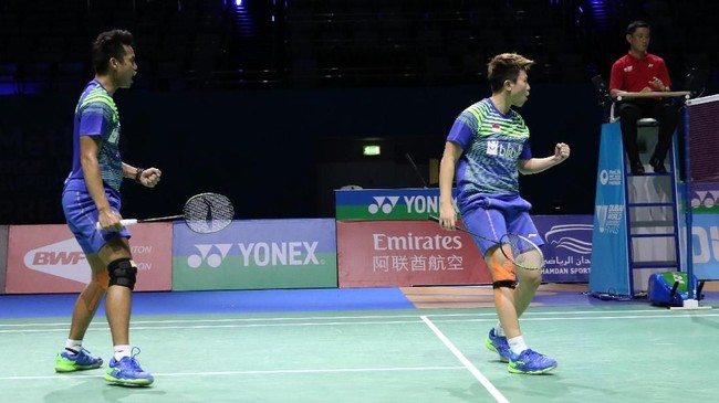 Ketangguhan juara dunia 2017, Tontowi Ahmad/Liliyana Natsir akan diuji oleh ganda Malaysia, Tan Kian Meng/Lai Pei Jing.
