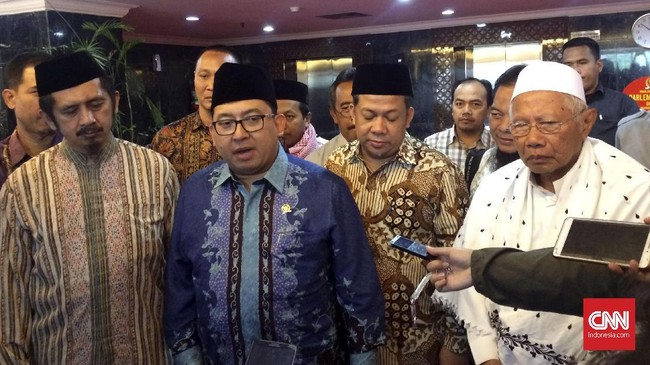 Pemimpin DPR Fadli Zon dan Fahri Hamzah akan memenuhi undangan GNPF MUI dalam gelaran Aksi Bela Palestina di Monas, Minggu, (17/12).