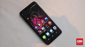 Luna G8 Meluncur Tanpa Merangkul Foxconn
