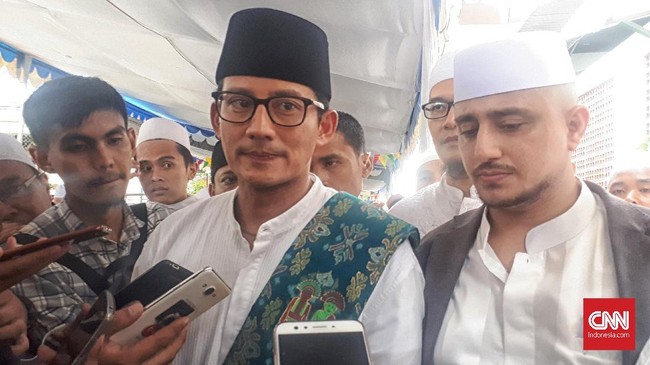 Sandiaga Uno menyebut Jakarta sudah darurat narkotik. Pembuatan aturan tentang pencegahan narkoba seperti yang disarankan BNN Provinsi DKI.