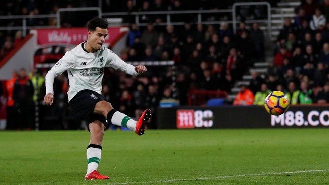 Manajer Liverpool, Juergen Klopp, membantah rumor Philippe Coutinho absen saat mengalahkan Burnley karena sedang melakukan negosiasi dengan Barcelona.