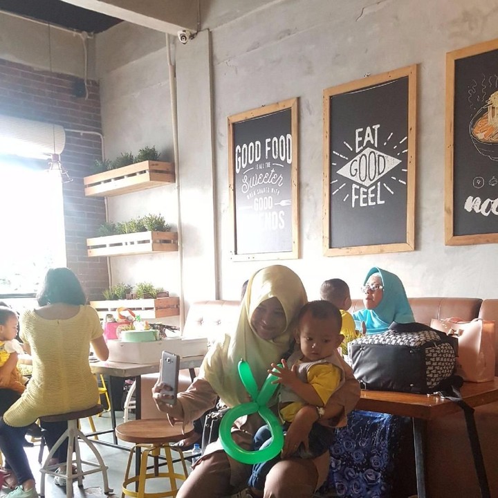 <p>Senangnya bisa menghabiskan akhir pekan bersama seperti ini.</p>