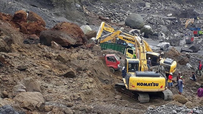 Kejadian longsor di sini bukan yang pertama di lereng Gunung Merapi, Magelang. Sebelumnya sudah beberapa kali longsor terjadi dan menimbun penambang pasir.