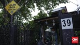 FOTO: Mengintip Aktivitas Taring Babi, Komunitas Punk Jakarta Beragam aktivitas dilakukan Komunitas Taring Babi. Mereka terbuka untuk siapa saja yang ingin datang dan belajar, dari mulai mencukil kayu hingga sablon.