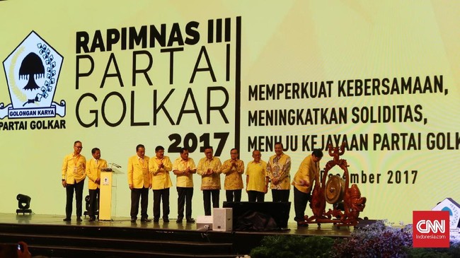 Setya Novanto, menurut Airlangga Hartarto sudah ikhlas dan merestui Rapimnas dan Munaslub Golkar.