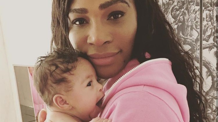 Perasaan sedih bisa dialami ibu ketika menyapih si kecil. Hal ini juga dialami petenis Serena Williams.
