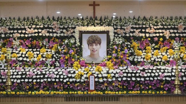 SM Entertainment telah mempersiapkan sebuah ruang memorial resmi untuk mendiang vokalis utama SHINee, Jonghyun. Ruang itu akan dibuka selama beberapa bulan.