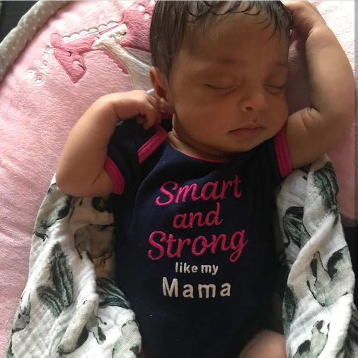 <p>Smart and strong like my mama. Agree! (Foto: Instagram @olimpiaohanian)</p>
