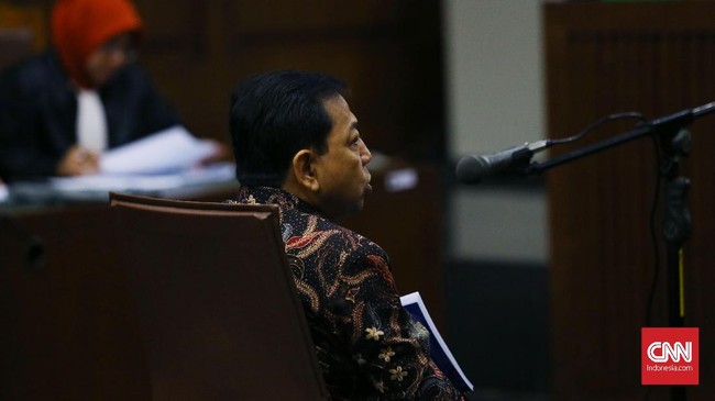 Jaksa menanggapi nota keberatan (eksepsi) yang diajukan tim kuasa hukum Setya Novanto terkait perbedaan tempat dan waktu terjadinya tindak pidana korupsi e-KTP.