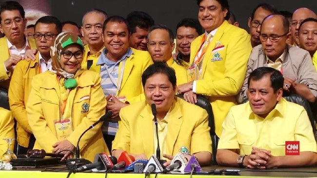 Sebagai salah satu inisiator angket, Golkar akan mengevaluasi keberadaan anggotanya di panitia khusus hak angket terhadap KPK.