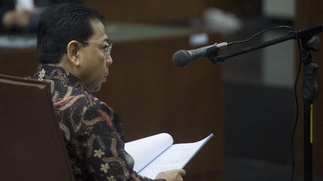 Kuasa hukum terdakwa korupsi e-KTP Setya Novanto mempersoalkan waktu (tempus delicti) dan tempat (locus delicti) kejadian perkara yang didakwakan jaksa.
