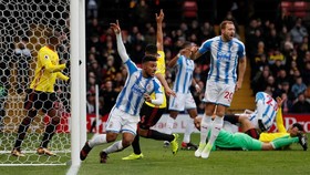 Bir Gratis untuk Fan Huddersfield di Kandang Soton