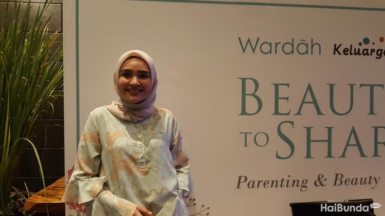 Di Hari Ibu, Ria Miranda punya harapan untuk anak-anaknya, juga anak lainnya.