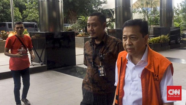 Putra sulung Setya Novanto, Rheza Herwindo masih mahasiswa saat memegang PT Mondialindo, holding dari PT Murakabi yang menjadi peserta proyek e-KTP.