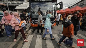 Kemendagri: DPRD Harus Panggil Anies soal Tanah Abang