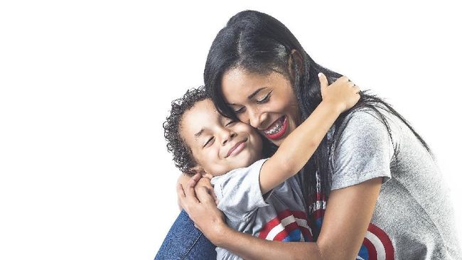 Ucapan Hari Ibu Nasional 2023 dapat dibagikan sebagai cara sederhana untuk turut merayakan momen spesial ini. Cek referesi ucapannya.