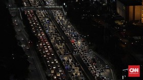 Rizieq Tiba Pagi Ini, Ruas Tol Menuju Bandara Soetta Macet
