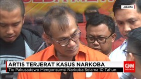 Tio Pakusadewo Mengaku Bersalah dan Menyesal Gunakan Narkoba